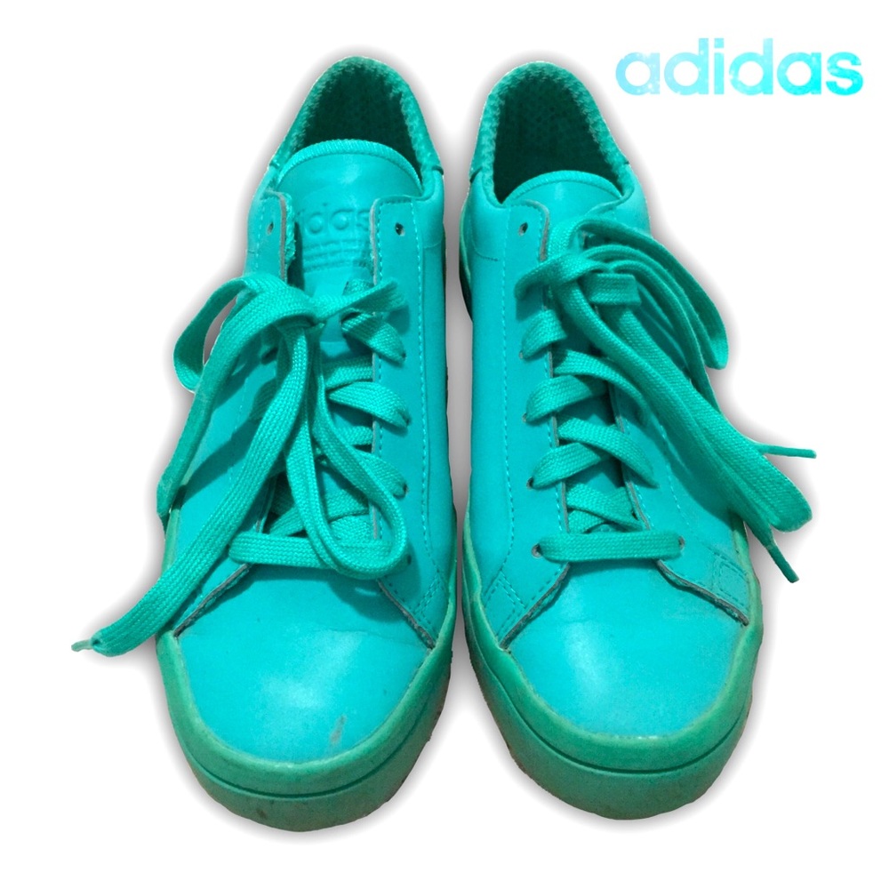 Court Vantage Adidas | Shock Mint
